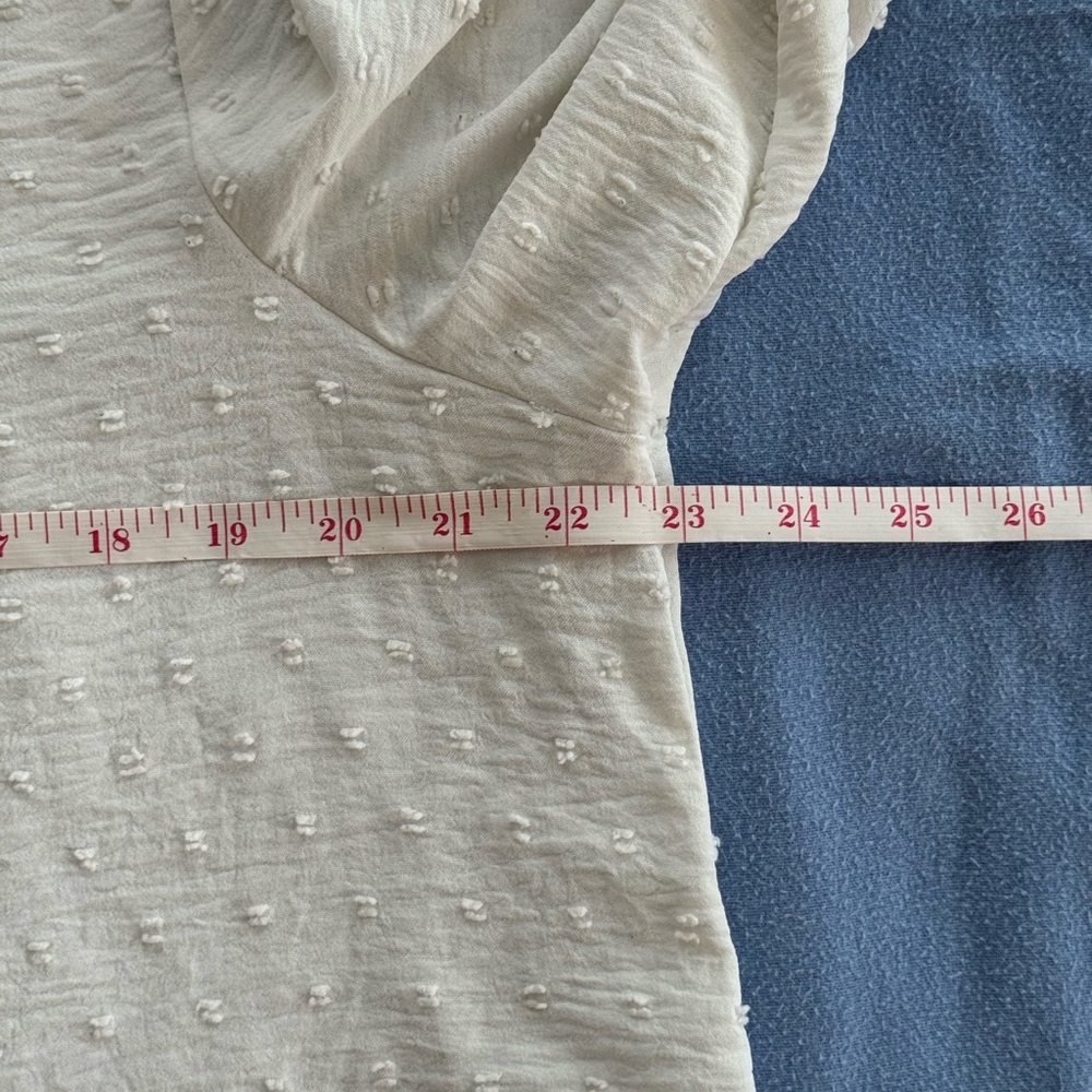 Chic White Ruffled Women's Blouse - Picture 6 of 8